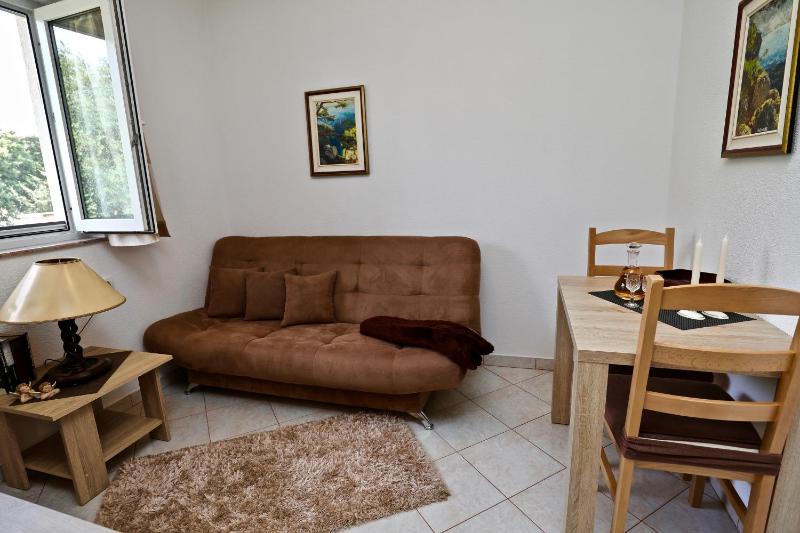 One-Bedroom Apartment with Balcony image 1