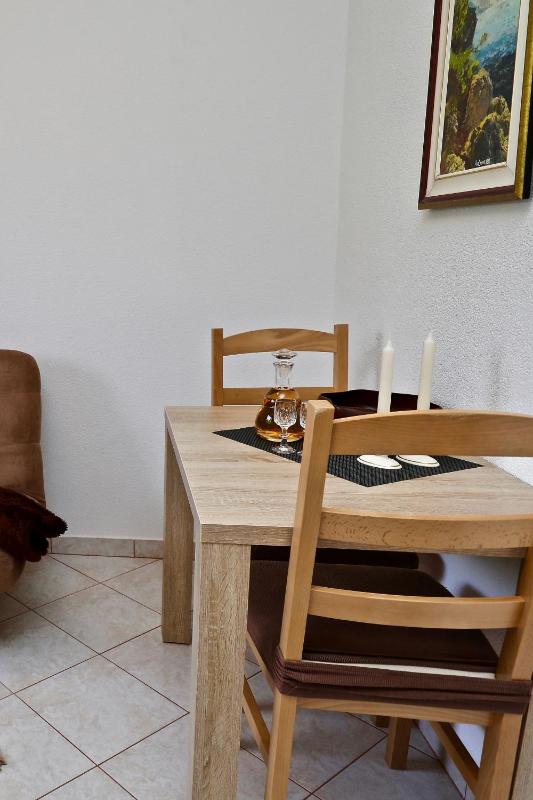 One-Bedroom Apartment with Balcony image 4