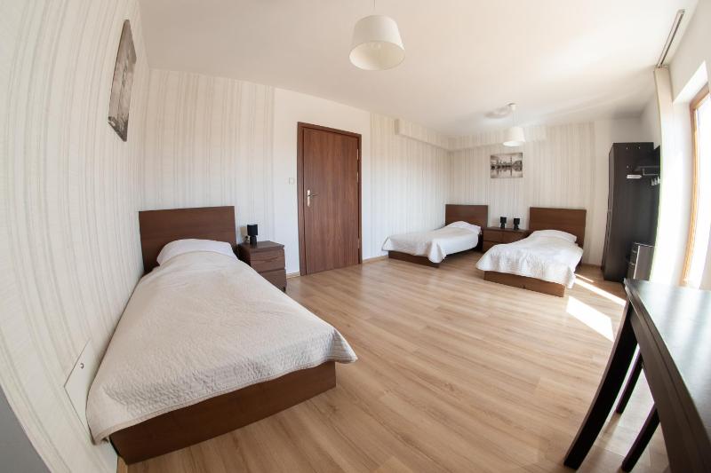Triple Room with Balcony image 1