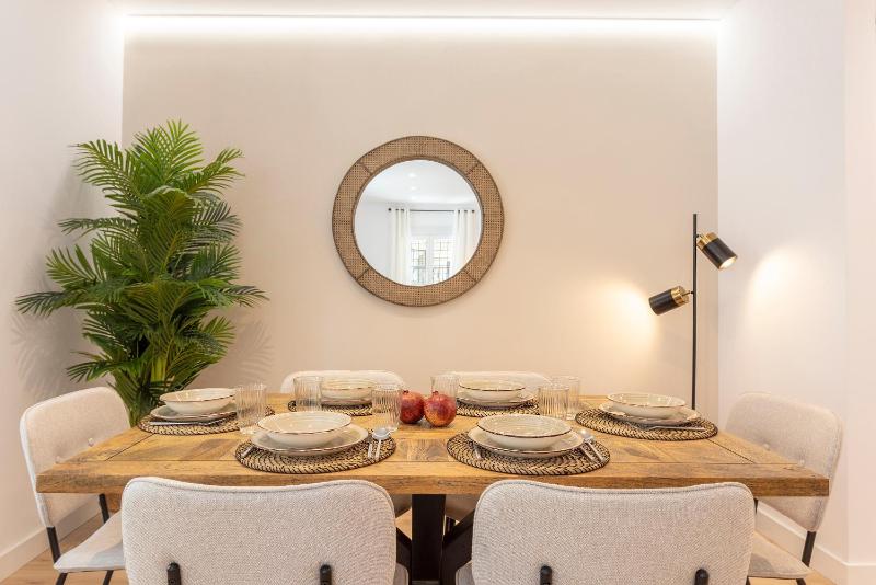 Genteel Home Aire - image 12