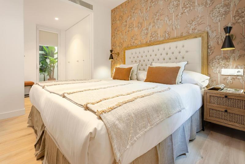 Genteel Home Aire - image 13