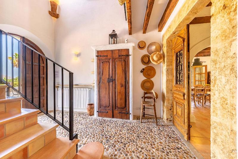 Villa Can Paroya by Sealand Villas - image 22