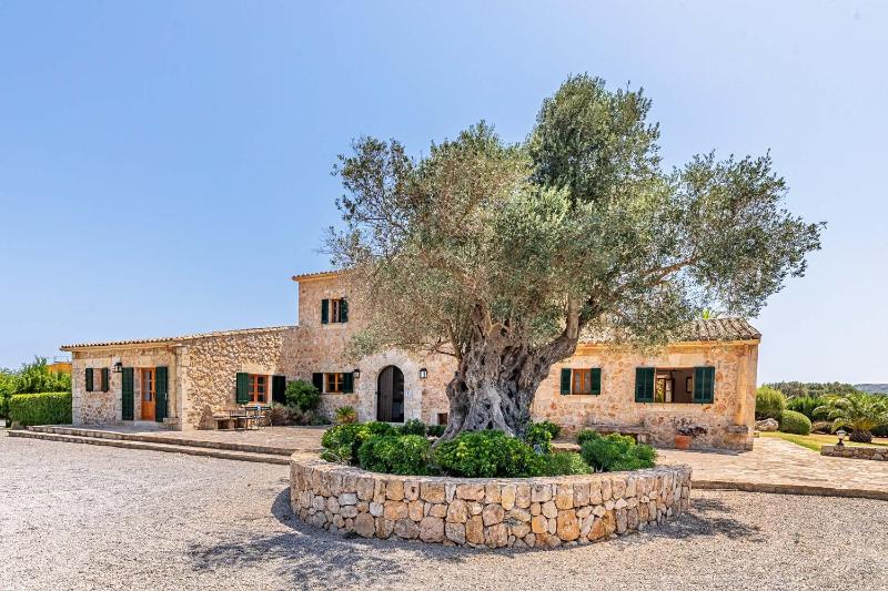 Villa Can Paroya by Sealand Villas - image 32