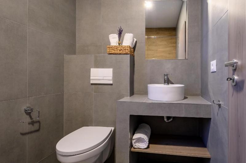VMD Residence - image 13
