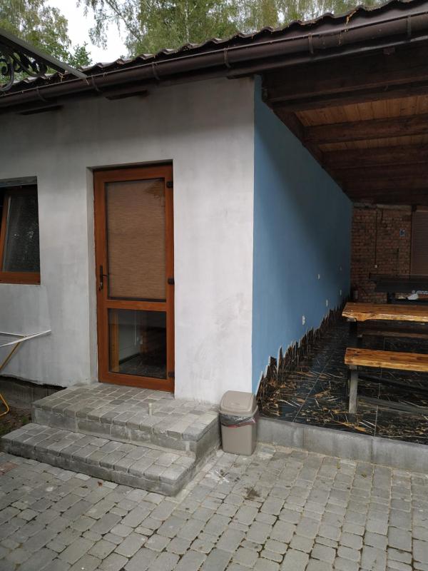 Two-Bedroom House image 2