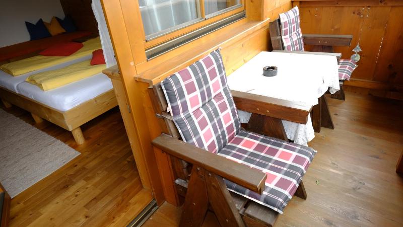 Double Room image 4