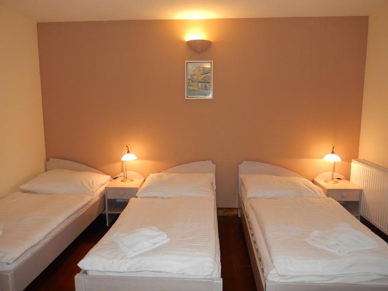 Triple Room with Terrace image 2