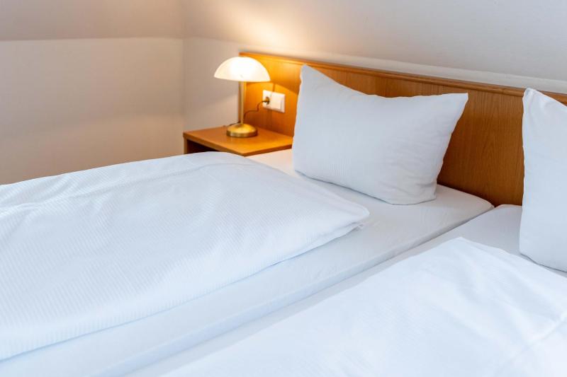 Double Room with Kitchenette image 2