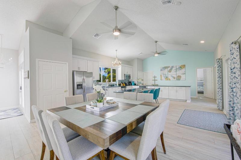 Island Pineapple - 404 - 80th St - image 8