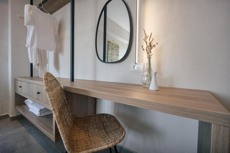 Casa D'Oro Suites by Estia 'Adults Only' - image 5