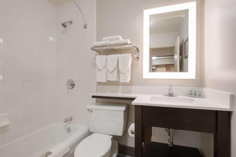 Double Room with Two Double Beds image 1