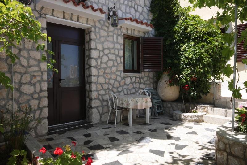 Studio with Terrace and Sea View image 3
