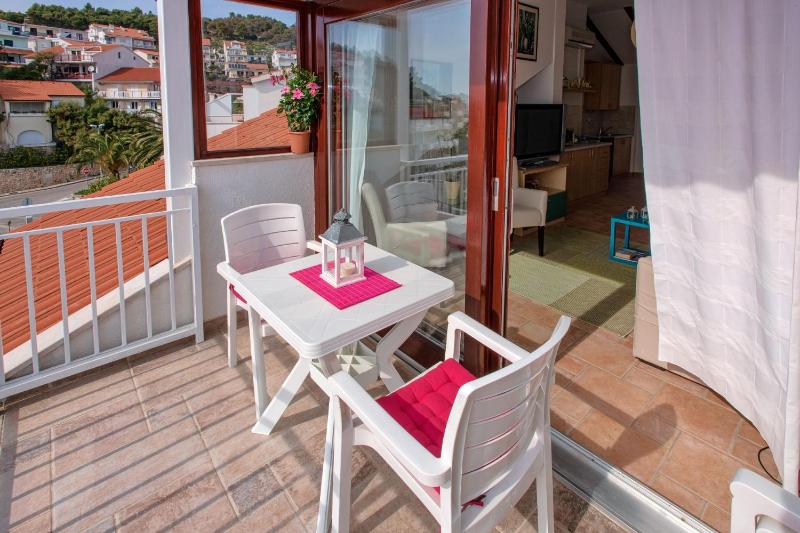 Apartments with a parking space Hvar - 11427 - image 11