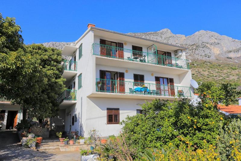 Apartments by the sea Podaca, Makarska - 11588 Images