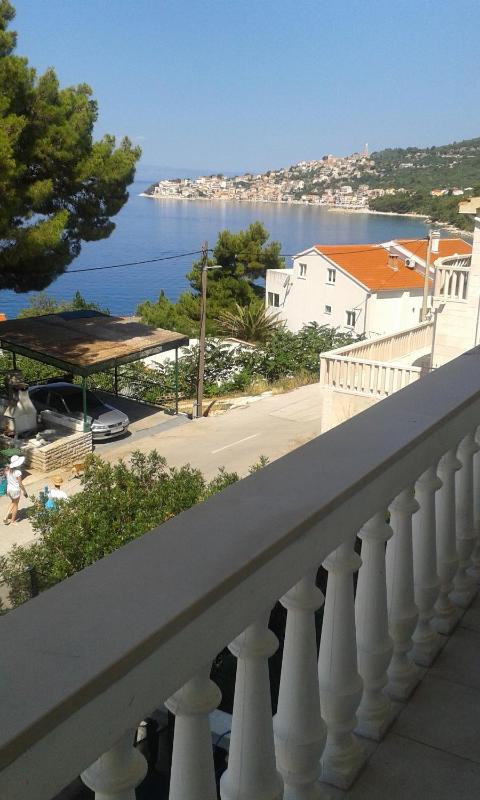 Two-Bedroom Apartment with Balcony and Sea View image 2