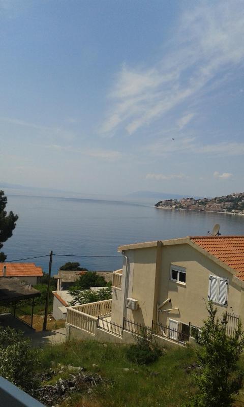 Two-Bedroom Apartment with Balcony and Sea View image 2