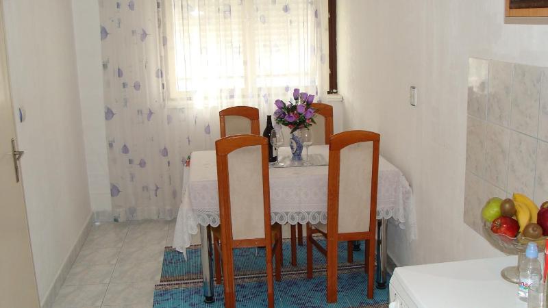 Apartments with WiFi Split - 14016 - image 13