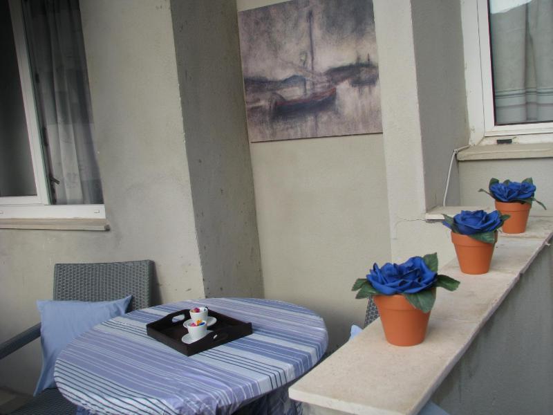 Apartments with a parking space Stanici Omis - 14046 - image 5