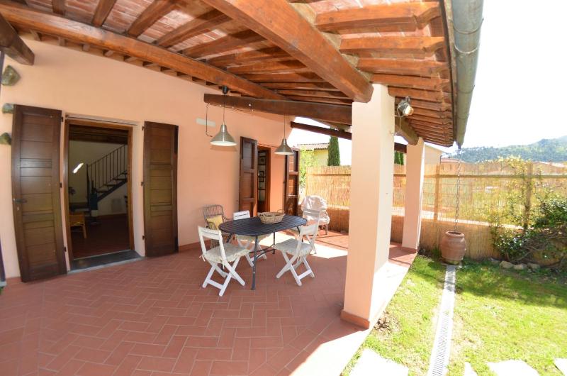 One-Bedroom Holiday Home image 3