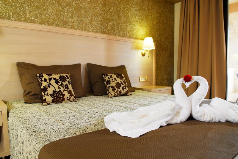 Superior Room with Private Pool image 4