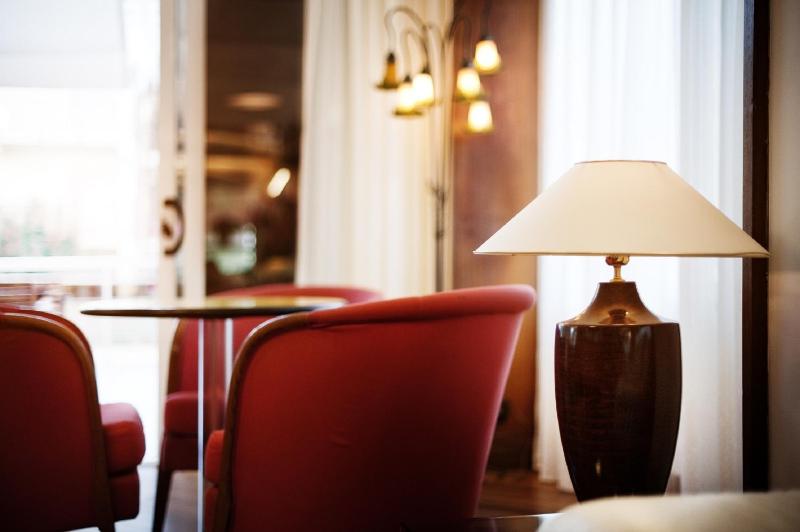 Hotel Continental - image 8