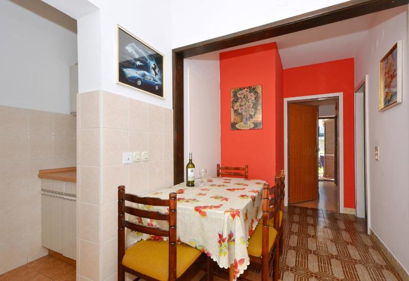 Two-Bedroom Apartment with Terrace and Sea View image 3