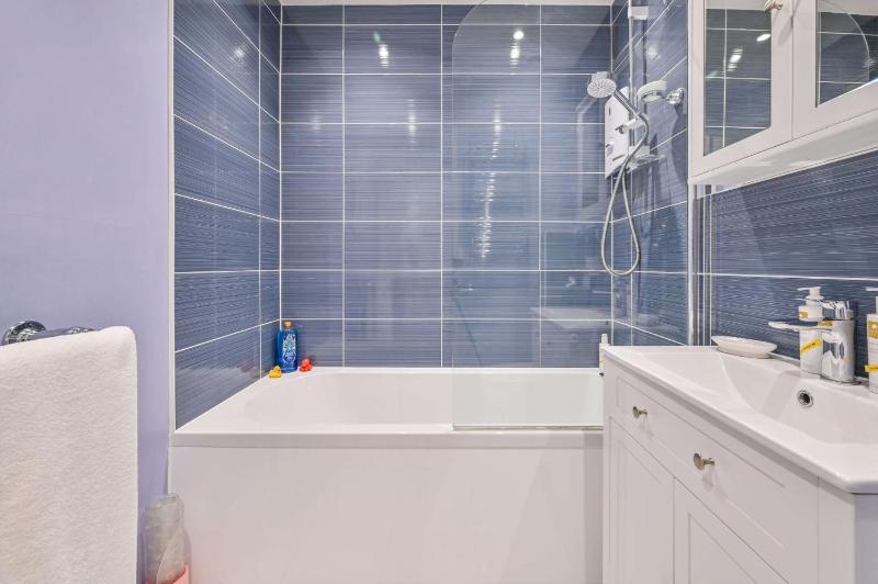 Muntham Luxury Holiday Apartments - image 40