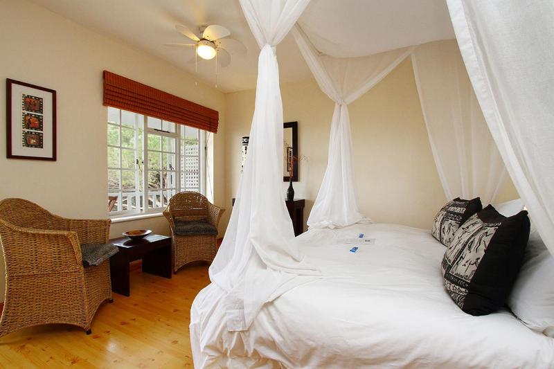 Cape Paradise Lodge and Apartments - image 6