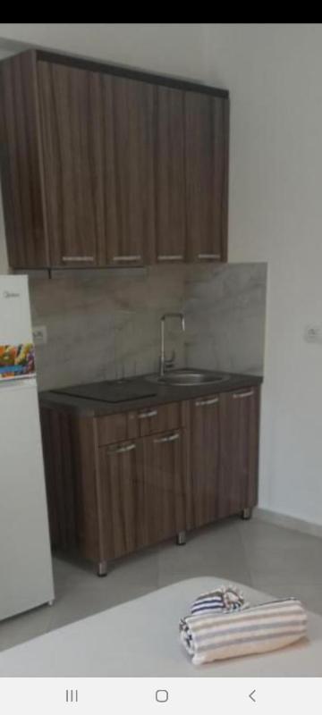 Arjan Dyli Guesthouse - image 5