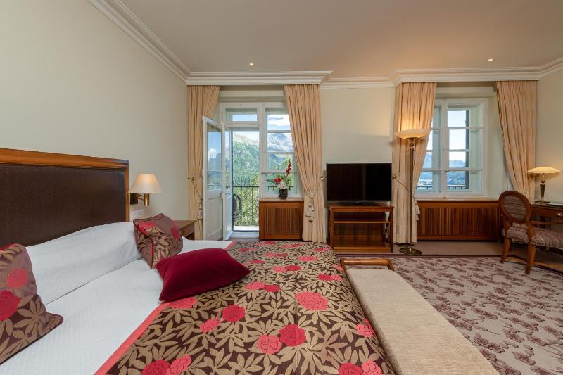 Suite with Lake View image 4