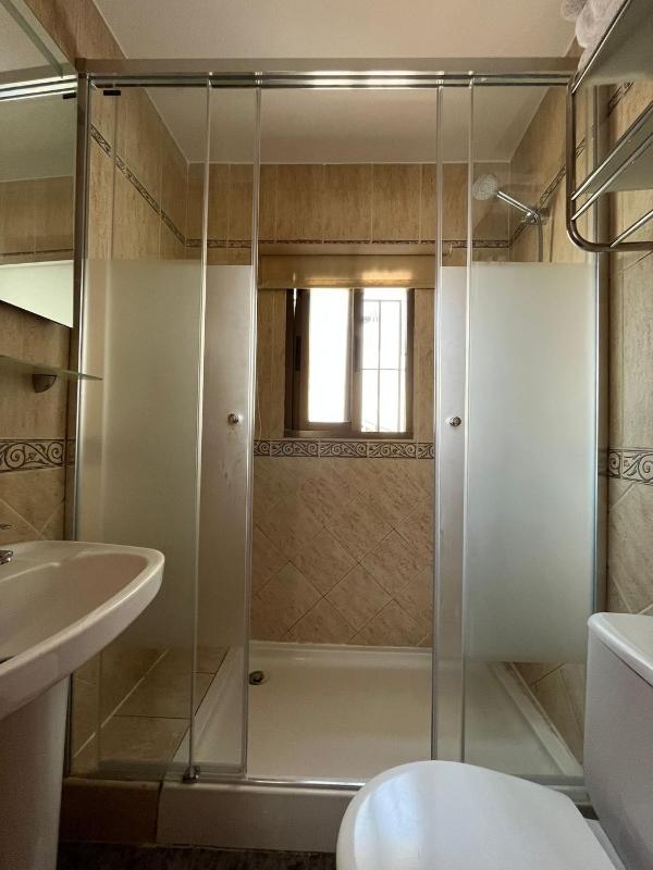 Double or Twin Room with Private Bathroom image 4