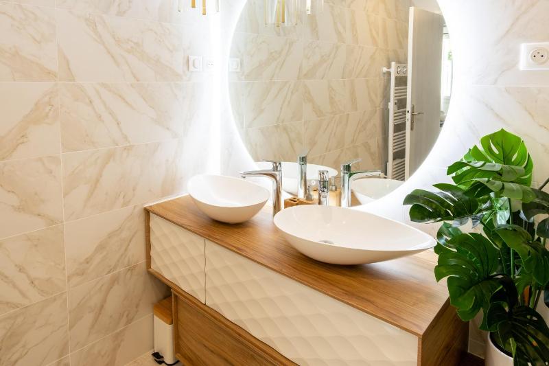L'Oursinade - Jolie maison avec Jacuzzi et jardin - image 10