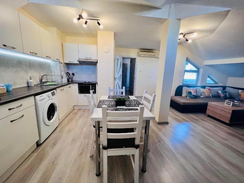 Apartment Happy holiday Lazur Images