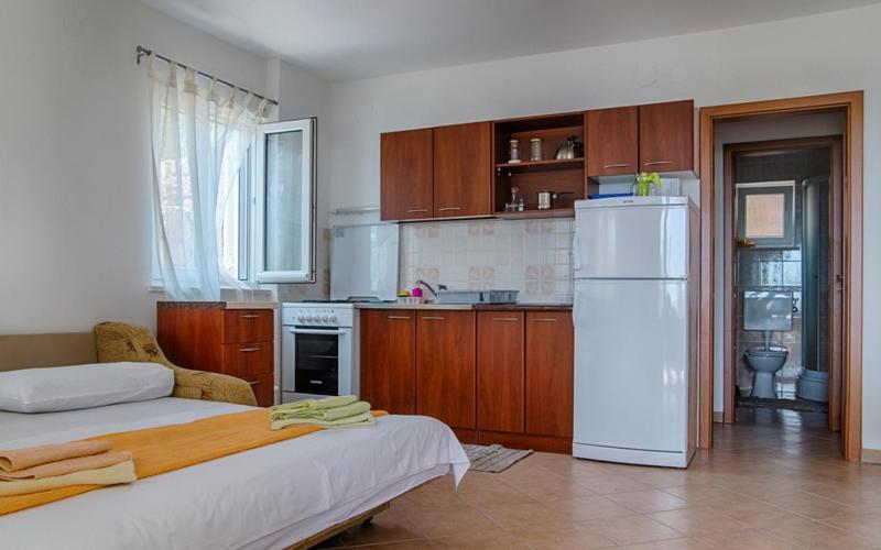 Apartment Sveta Nedilja 14086b - image 15