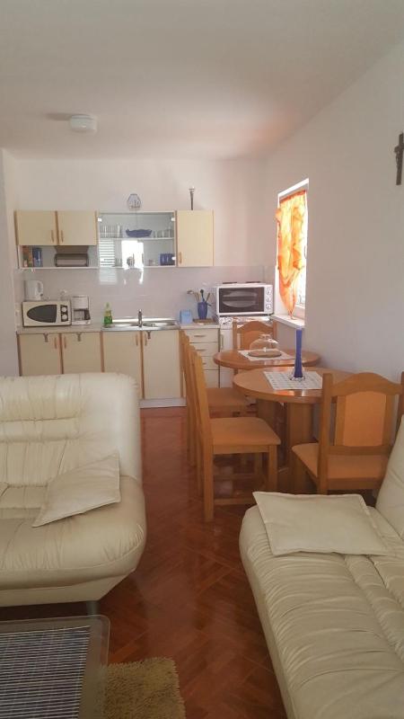 Two-Bedroom Apartment with Balcony image 4