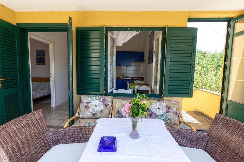 Two-Bedroom Apartment with Terrace and Sea View image 3
