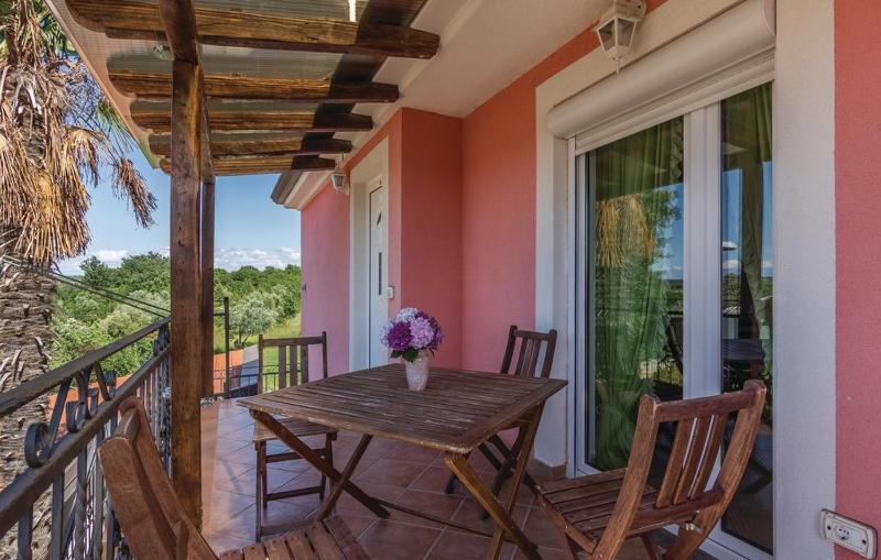Two-Bedroom Apartment with Terrace image 2