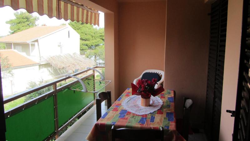 One-Bedroom Apartment with Terrace image 3