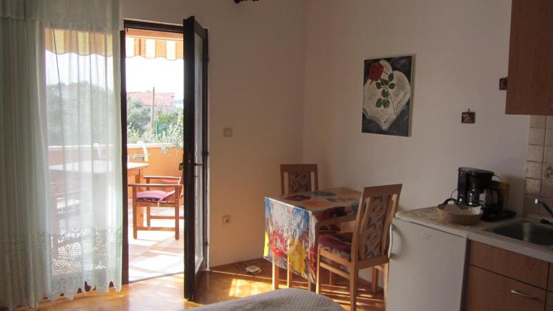 Studio with Terrace and Sea View image 4