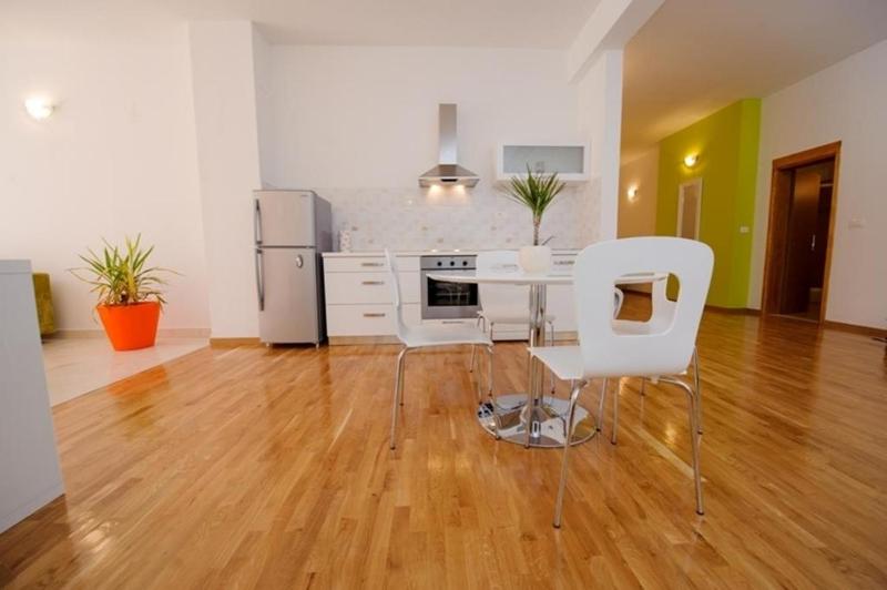 Apartments with WiFi Split - 14415 - image 5