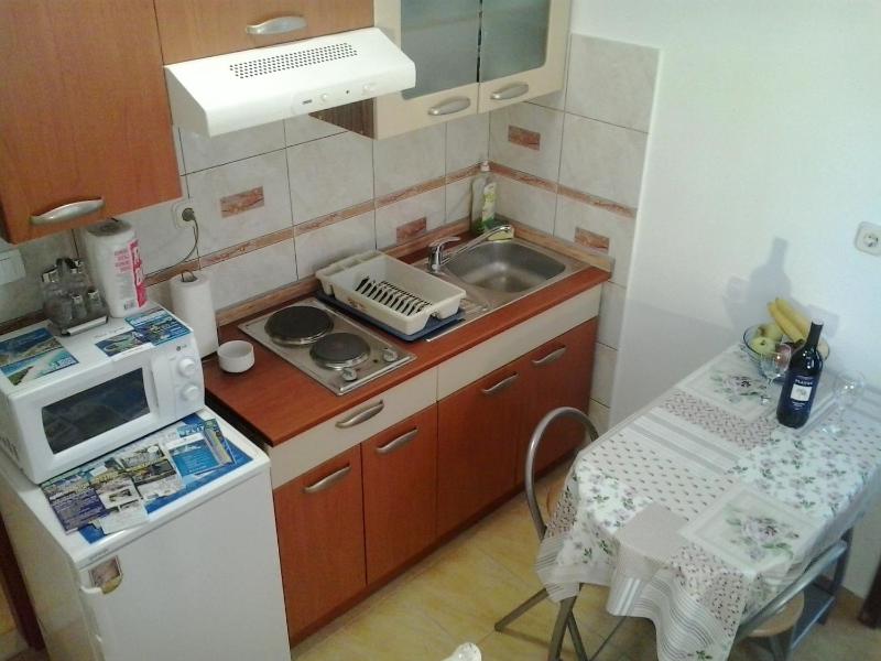 Apartments and rooms with WiFi Split - 14428 - image 6