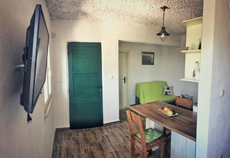 One-Bedroom Holiday Home image 3