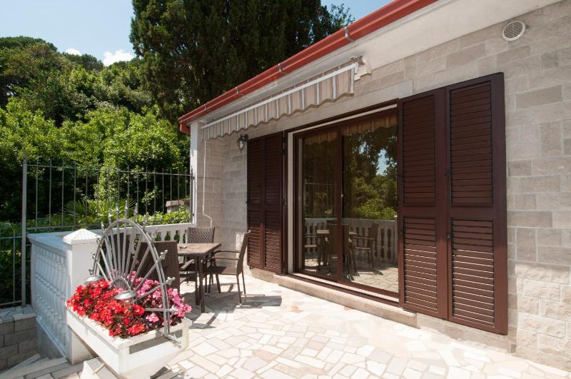 Apartments with a parking space Opatija - 14562 - image 4