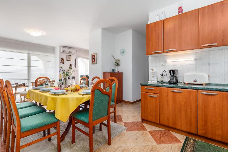 Family-friendly apartments with swimming pool Rijeka - 14294 - image 30