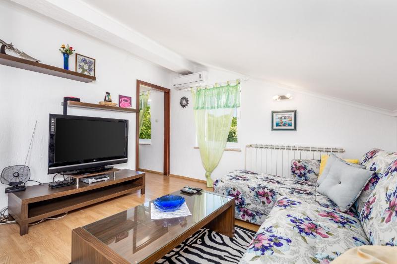 Family-friendly apartments with swimming pool Rijeka - 14294 - image 16