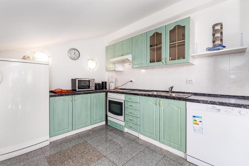 Family-friendly apartments with swimming pool Rijeka - 14294 - image 3