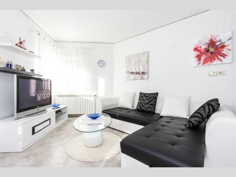 Family-friendly apartments with swimming pool Rijeka - 14294 - image 47