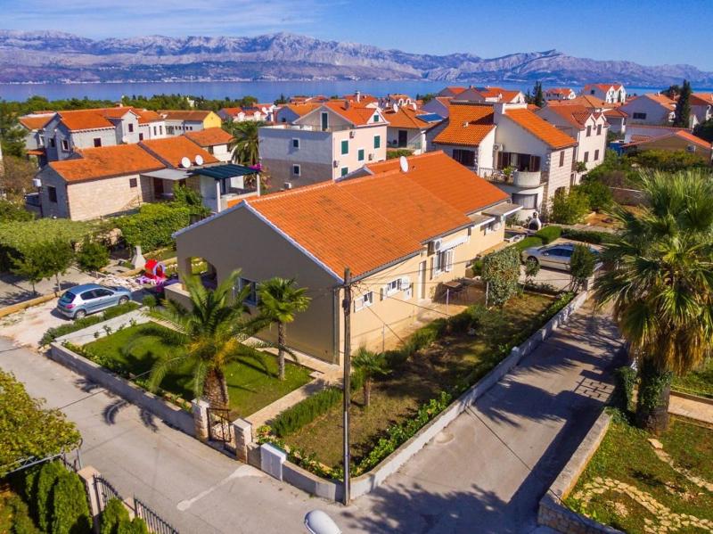 Apartments with parking space Supetar Brac - 16294 - image 25