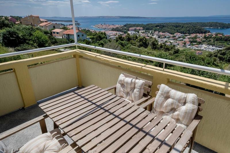 Two-Bedroom Apartment with Terrace and Sea View image 3