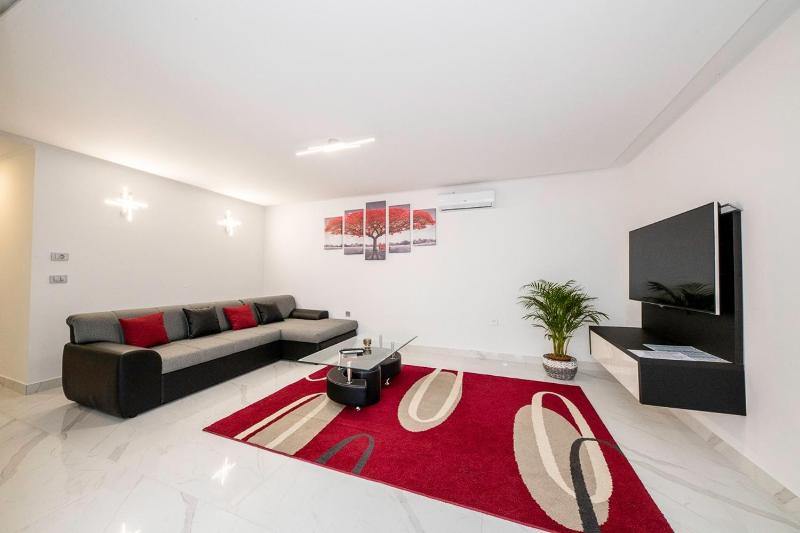 Two-Bedroom Apartment with Terrace and Sea View image 1